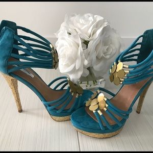 Super high sexy heels!